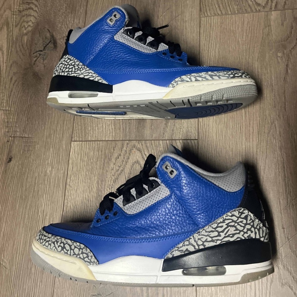 Air Jordan 3 Retro ‘Varsity Royal’ Size 9